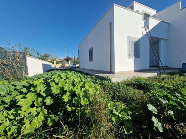 casa indipendente in vendita ad Ardea in zona Colle Romito