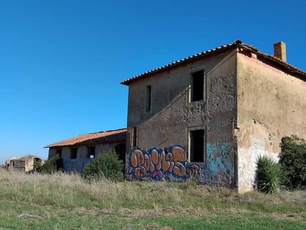 casa indipendente in vendita ad Ardea in zona Marina di Ardea
