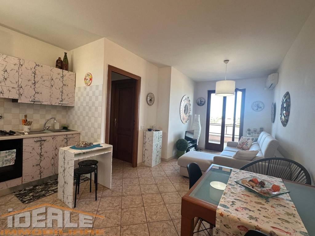 appartamento in vendita ad Ardea in zona Nuova California