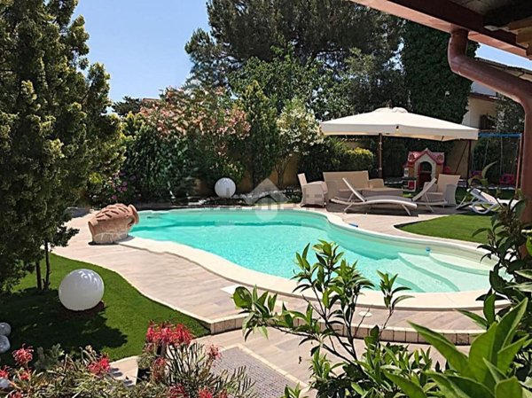 casa indipendente in vendita ad Ardea in zona Nuova Florida