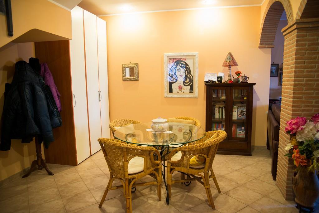 casa indipendente in vendita ad Ardea in zona Nuova California