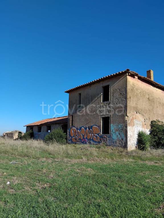 casa indipendente in vendita ad Ardea in zona Marina di Ardea