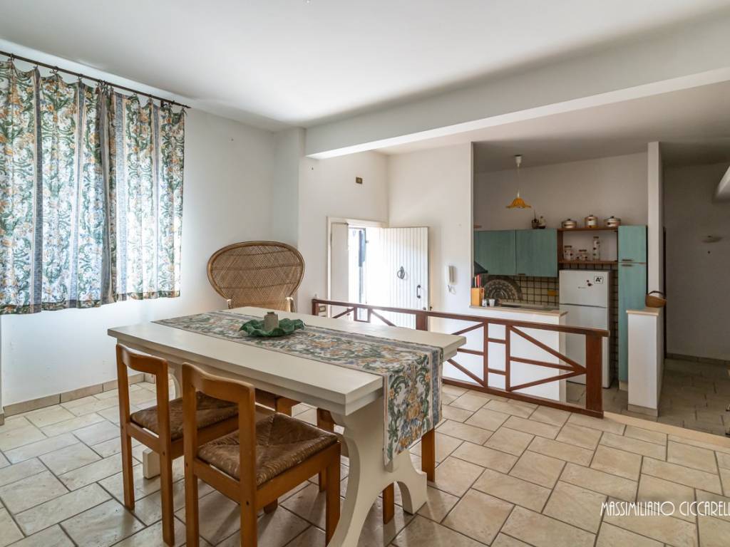 appartamento in vendita ad Ardea in zona Nuova California