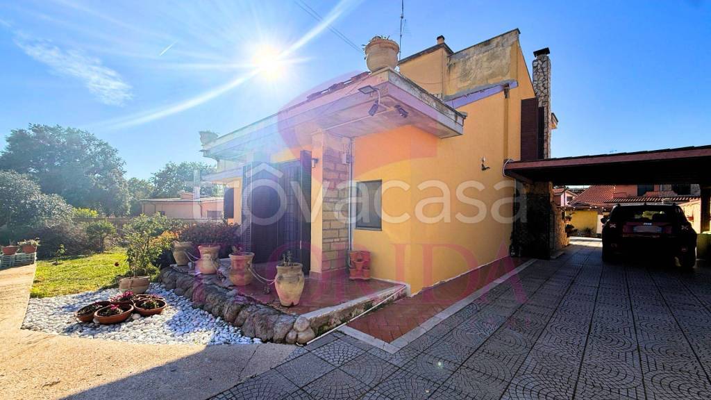 casa indipendente in vendita ad Ardea in zona Nuova Florida