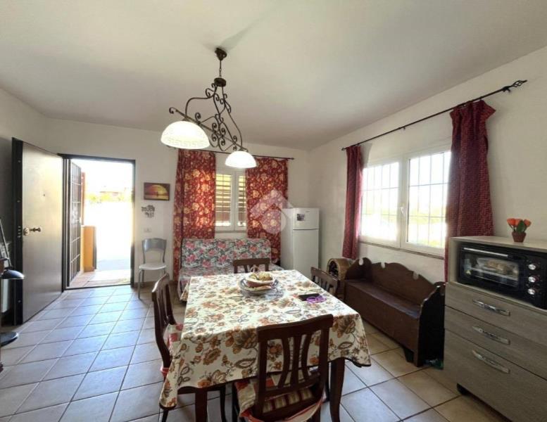 appartamento in vendita ad Ardea in zona Marina di Ardea