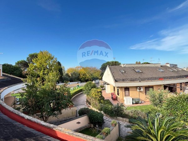 casa indipendente in vendita ad Ardea in zona Nuova California