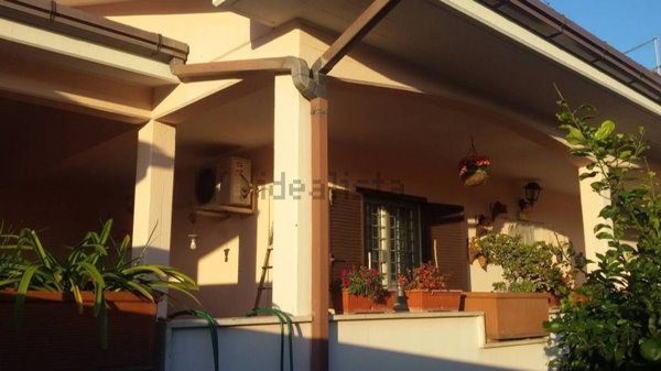 casa indipendente in vendita ad Ardea in zona Nuova Florida