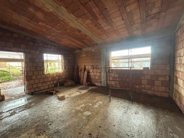 appartamento in vendita ad Ardea in zona Banditella