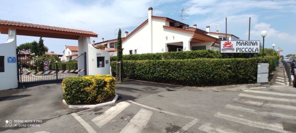 casa indipendente in vendita ad Ardea