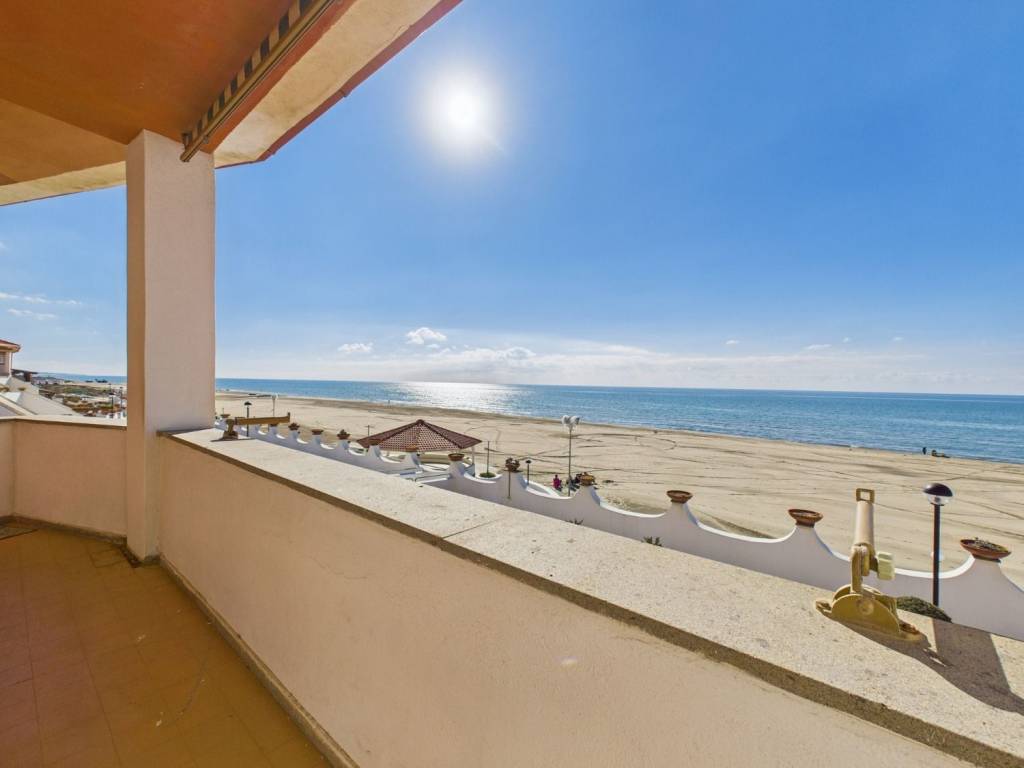 casa indipendente in vendita ad Ardea