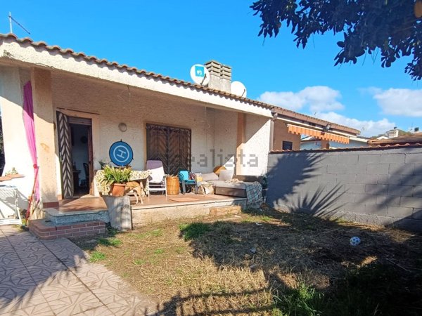 appartamento in vendita ad Ardea in zona Colle Romito