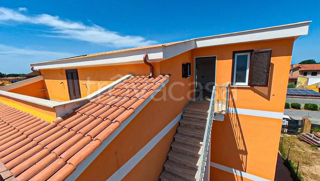 appartamento in vendita ad Ardea in zona Nuova Florida