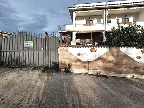 appartamento in vendita ad Ardea in zona Banditella