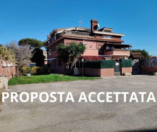 appartamento in vendita ad Ardea in zona Banditella