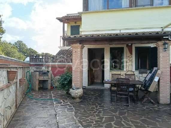 casa indipendente in vendita ad Ardea in zona Nuova Florida