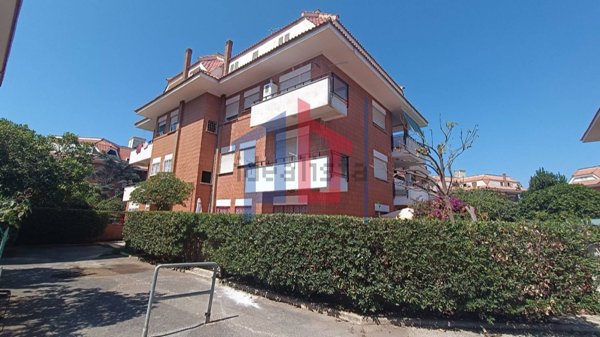 appartamento in vendita ad Ardea in zona Marina di Ardea