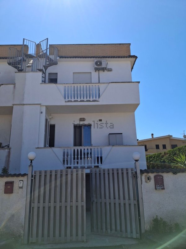 appartamento in vendita ad Ardea