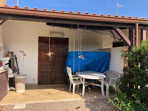 casa indipendente in vendita ad Ardea