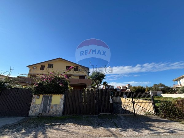 appartamento in vendita ad Ardea in zona Colle Romito