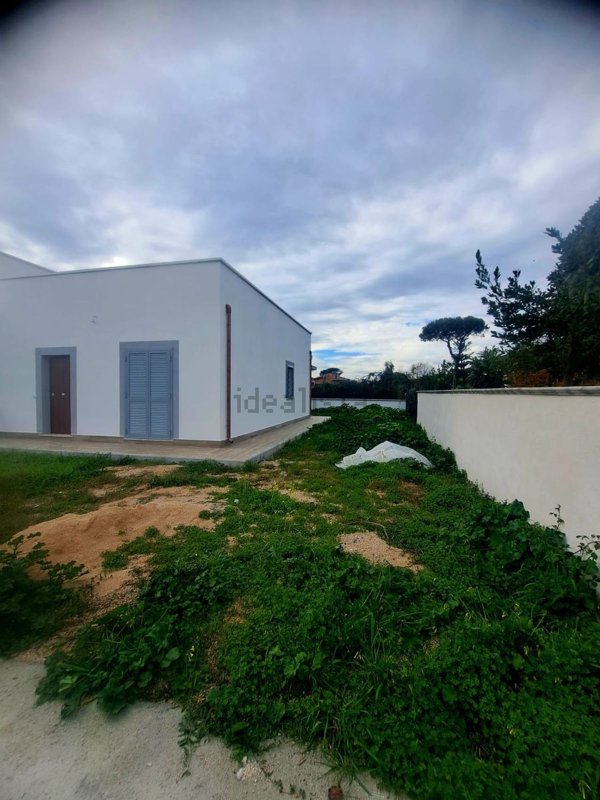 appartamento in vendita ad Ardea in zona Colle Romito