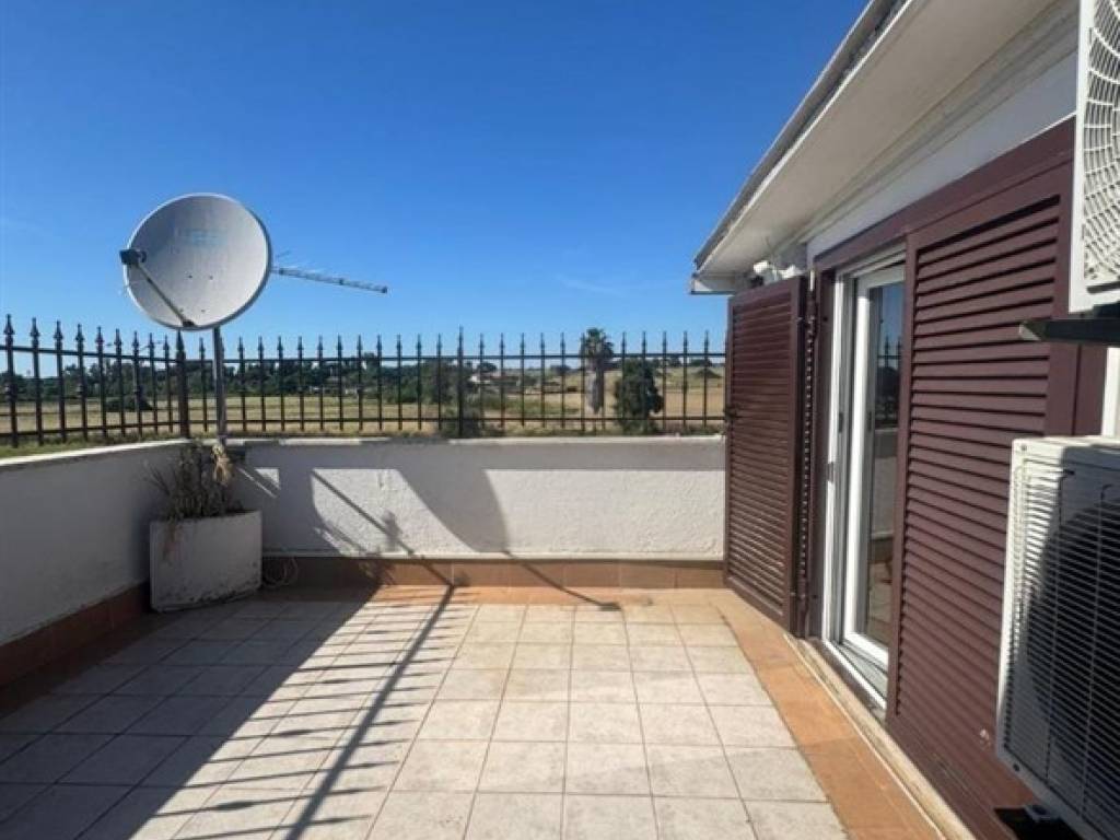 appartamento in vendita ad Ardea in zona Nuova Florida