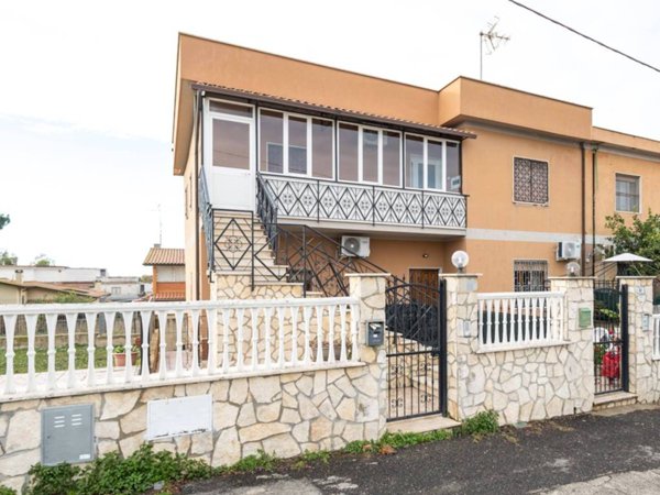 appartamento in vendita ad Ardea in zona Nuova Florida