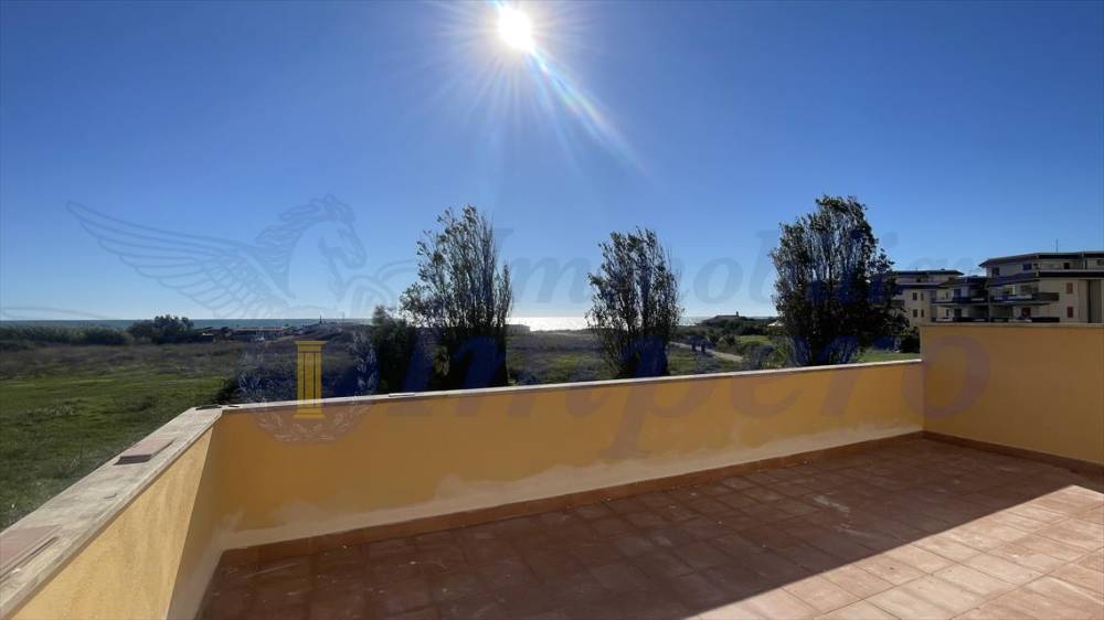 appartamento in vendita ad Ardea in zona Marina di Ardea