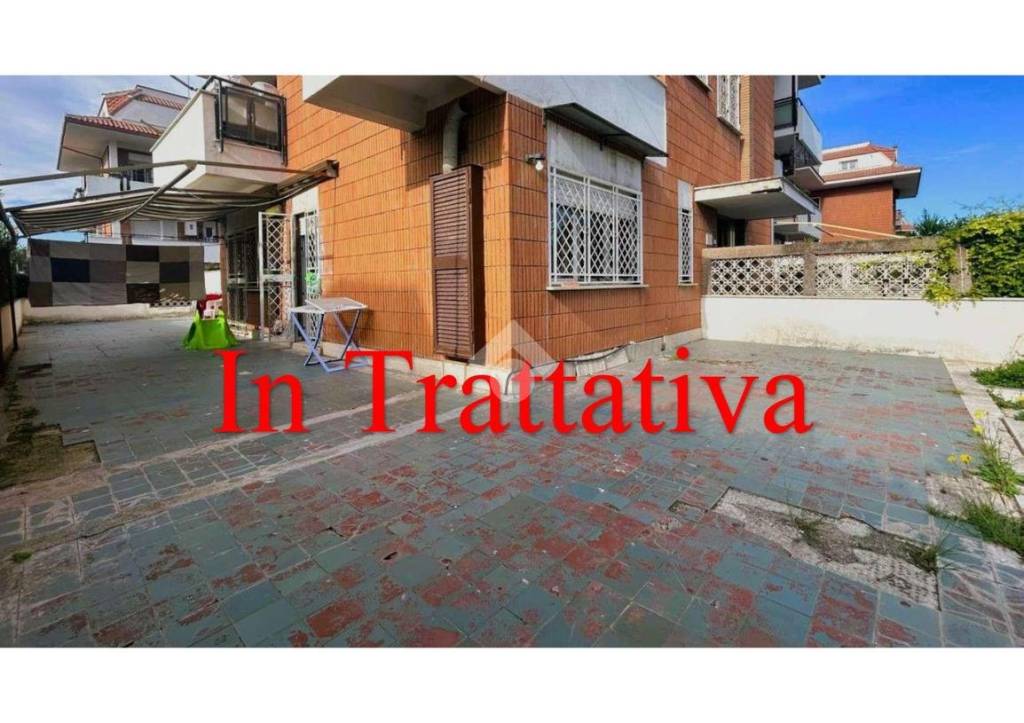 appartamento in vendita ad Ardea in zona Marina di Ardea