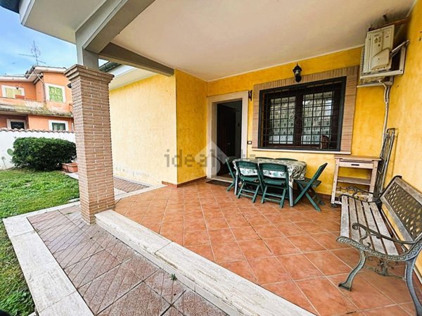 appartamento in vendita ad Ardea in zona Nuova Florida