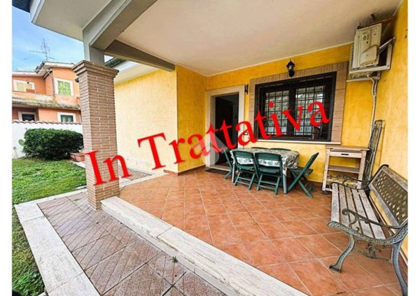 casa indipendente in vendita ad Ardea in zona Nuova Florida