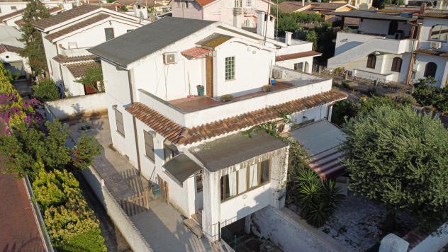casa indipendente in vendita ad Ardea