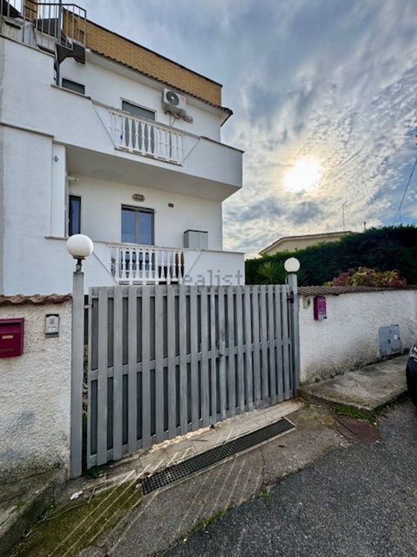 appartamento in vendita ad Ardea