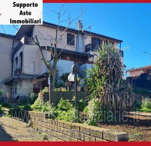 appartamento in vendita ad Ardea in zona Montagnano
