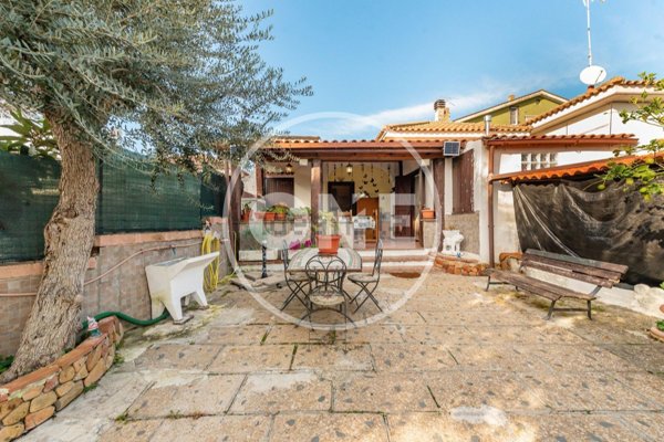 casa indipendente in vendita ad Ardea