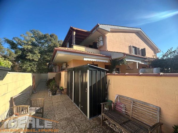 appartamento in vendita ad Ardea in zona Colle Romito