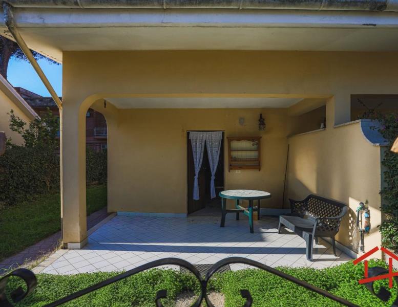 casa indipendente in vendita ad Ardea in zona Nuova Florida