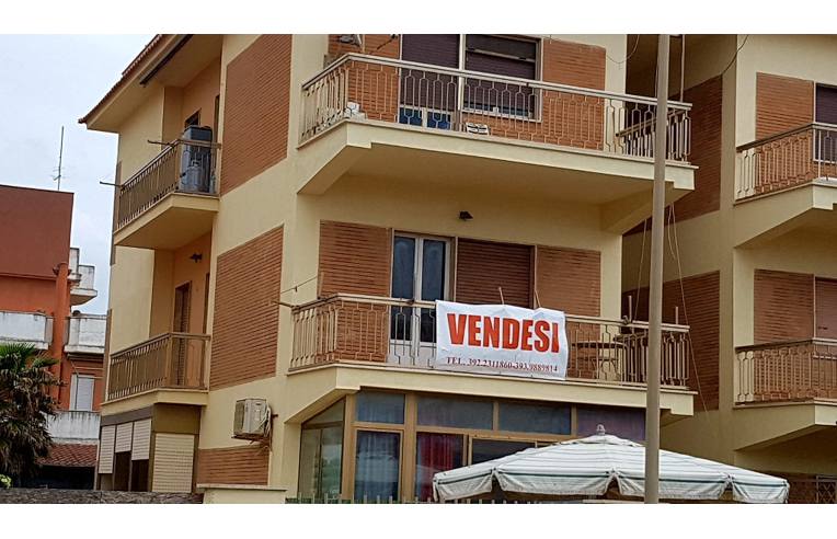 appartamento in vendita ad Ardea in zona Marina di Ardea