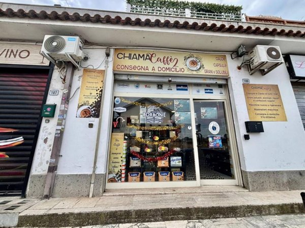 negozio in vendita ad Ardea in zona Nuova Florida