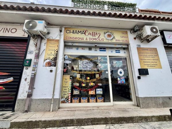 negozio in vendita ad Ardea in zona Nuova Florida