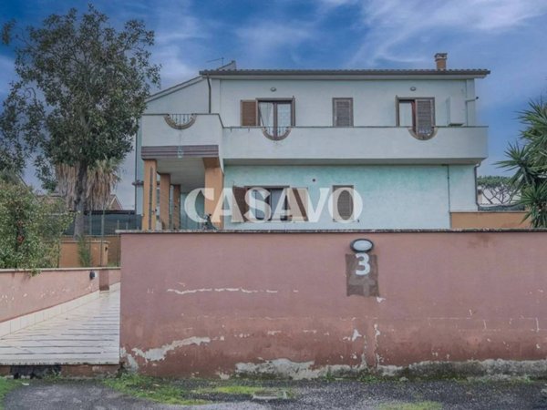 appartamento in vendita ad Ardea in zona Banditella