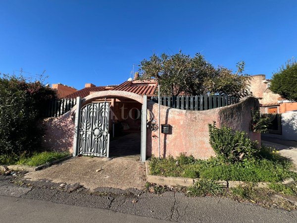 casa indipendente in vendita ad Ardea in zona Colle Romito