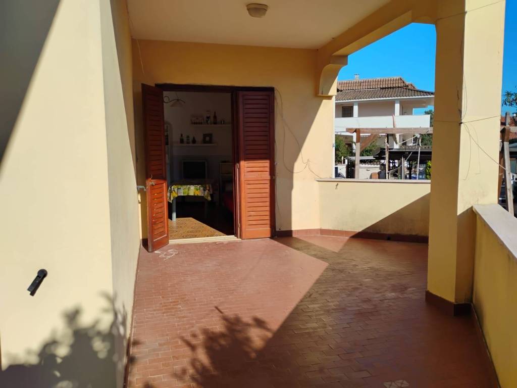 casa indipendente in vendita ad Ardea in zona Marina di Ardea