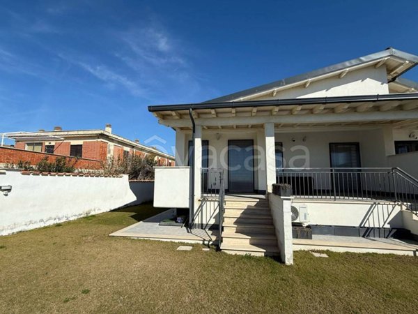 casa indipendente in vendita ad Ardea in zona Marina di Ardea