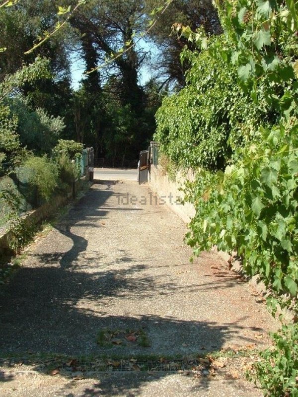 casa indipendente in vendita ad Ardea in zona Banditella