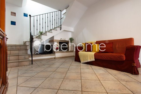 casa indipendente in vendita ad Ardea in zona Marina di Ardea