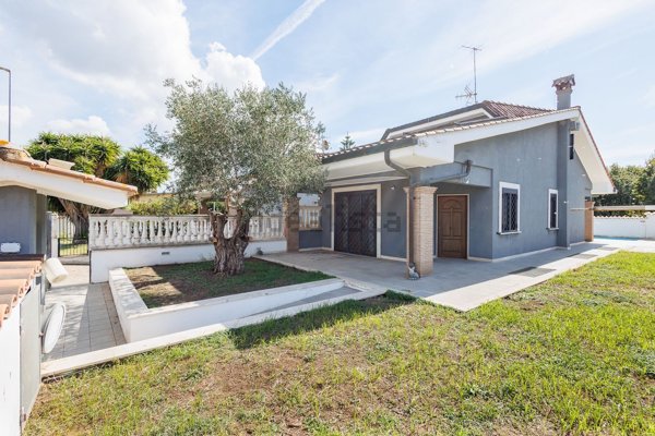 casa indipendente in vendita ad Ardea