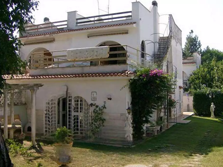 casa indipendente in vendita ad Ardea in zona Marina di Ardea