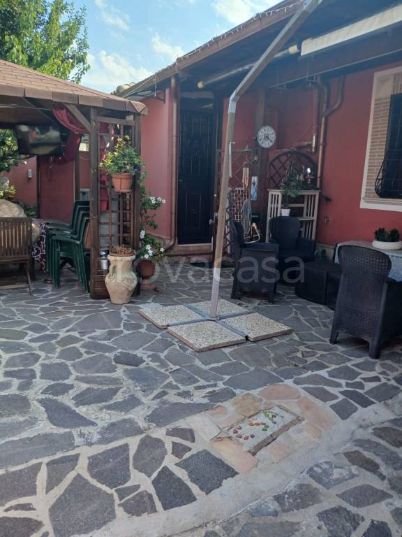 casa indipendente in vendita ad Ardea in zona Nuova Florida