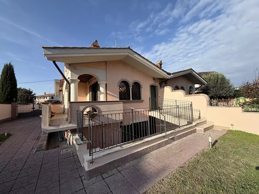 casa indipendente in vendita ad Ardea