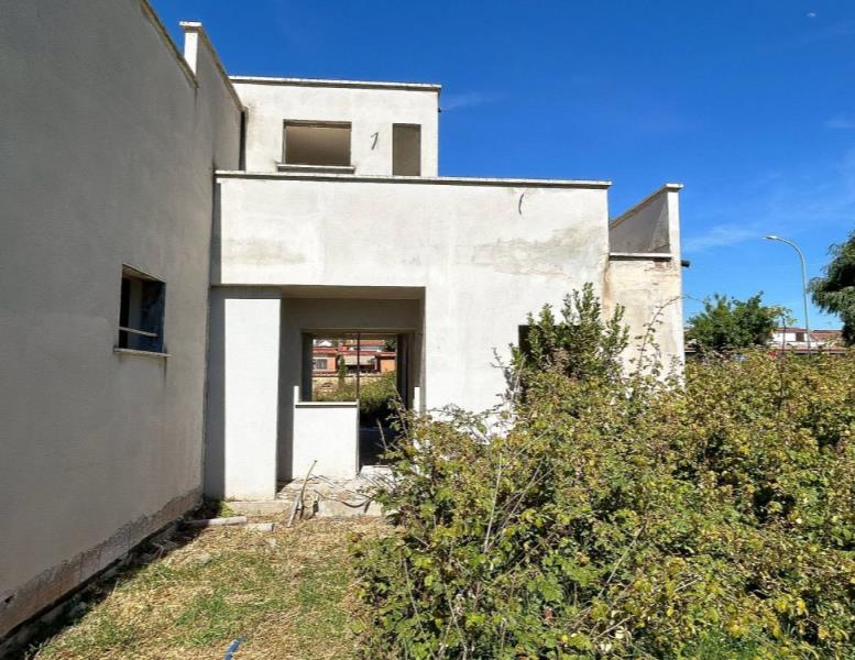 casa indipendente in vendita ad Ardea in zona Colle Romito